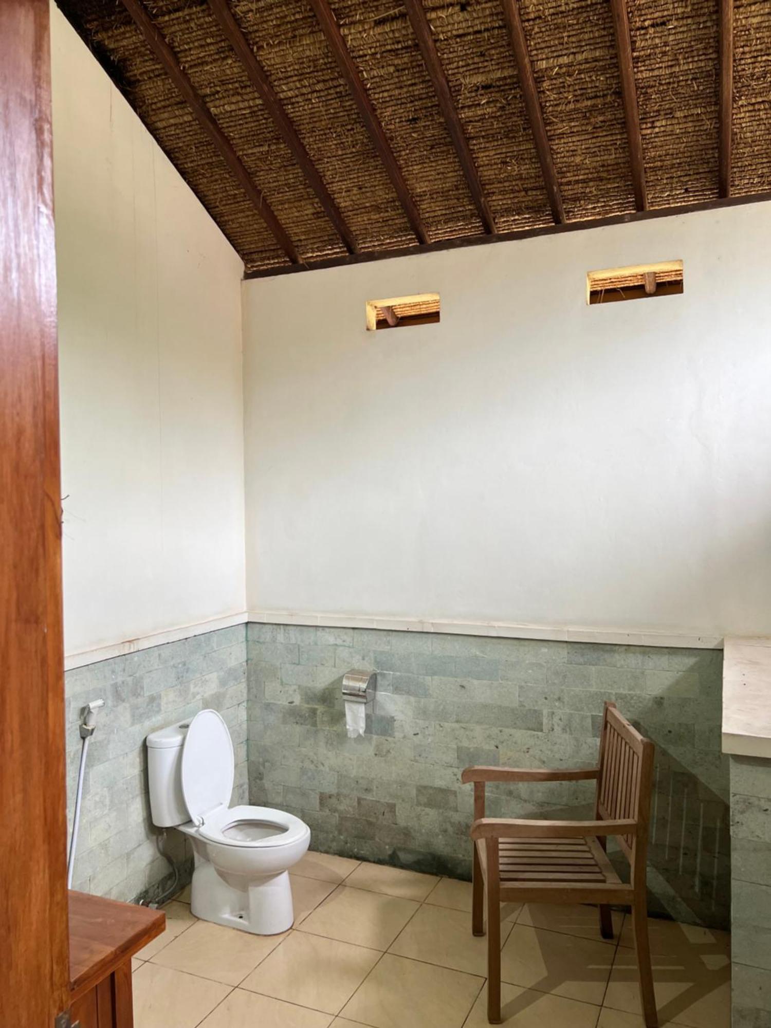 Sunia Loka Bungalows & Dive Center Pemuteran  Exterior photo
