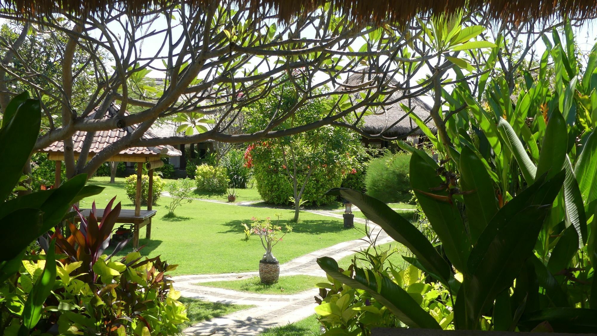 Sunia Loka Bungalows & Dive Center Pemuteran  Exterior photo